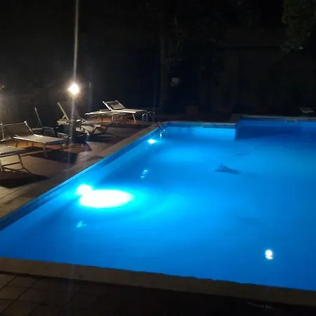 Short Rent Il Casale Apartment